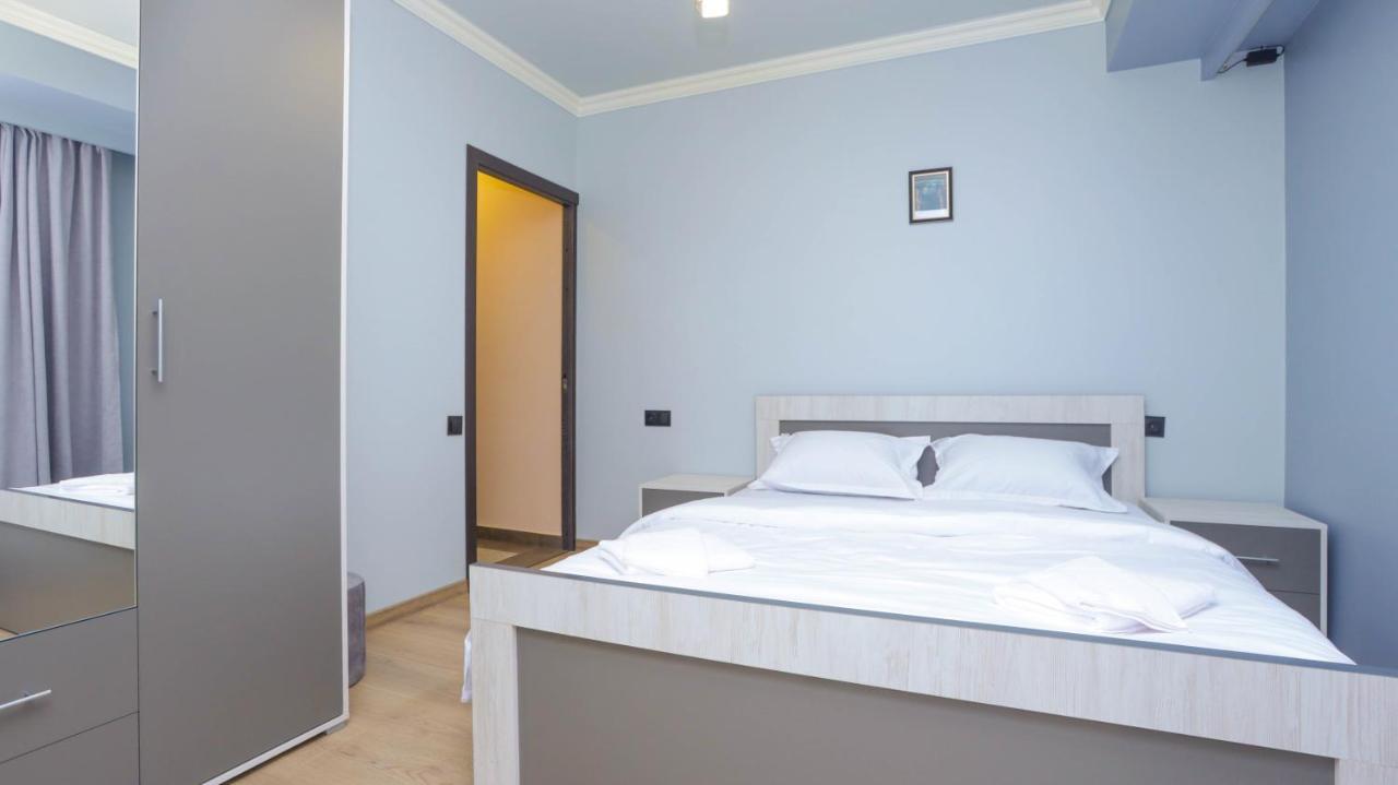 Stay Inn Apartments On Amiryan 15 يريفان المظهر الخارجي الصورة