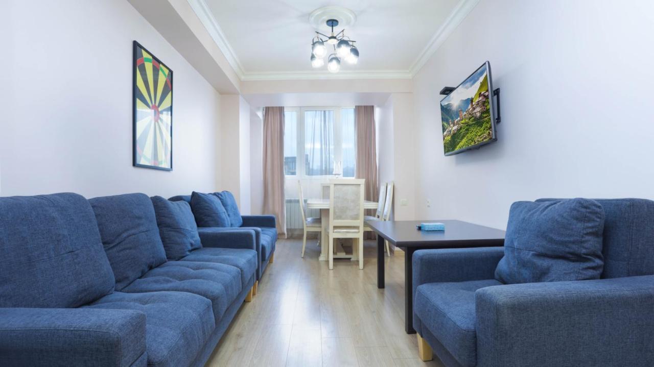 Stay Inn Apartments On Amiryan 15 يريفان المظهر الخارجي الصورة