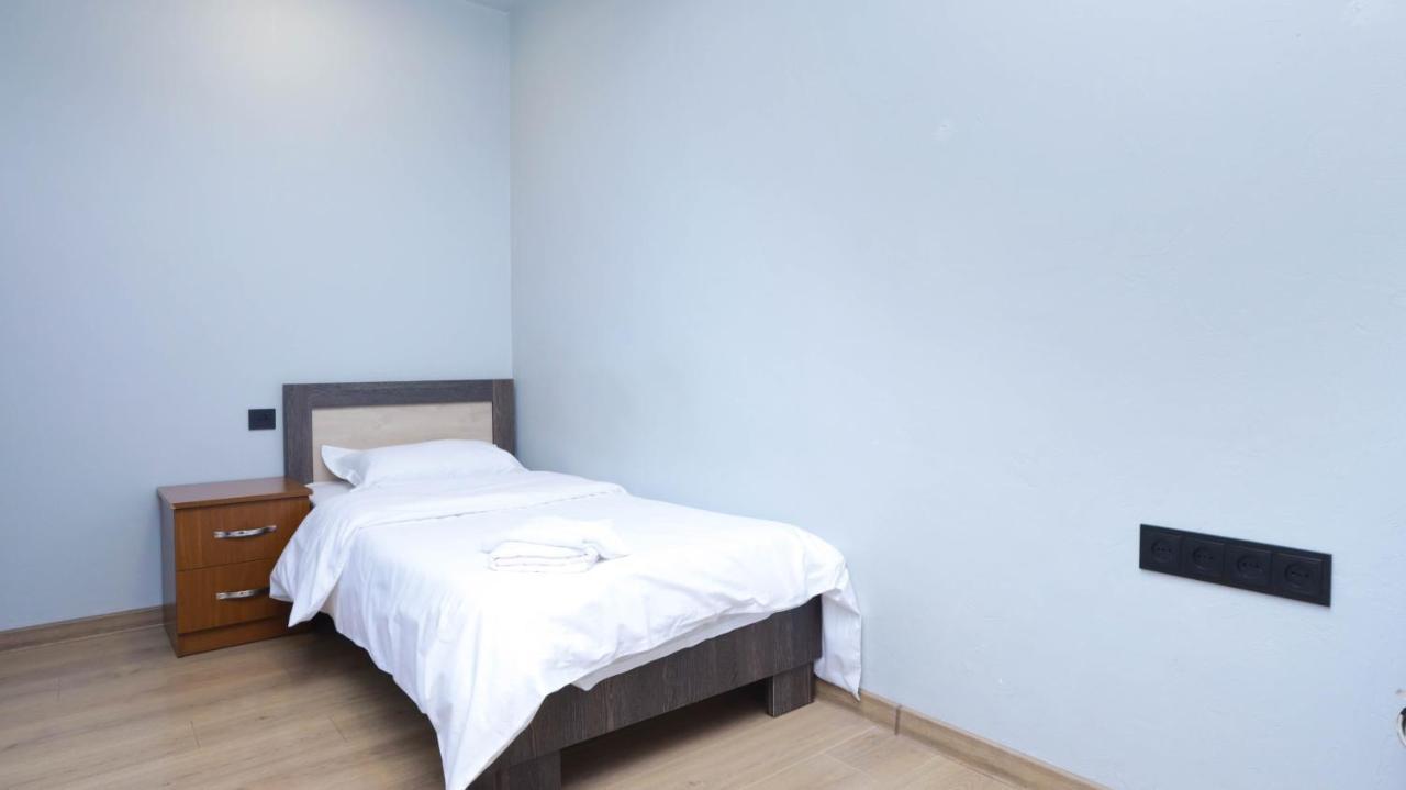 Stay Inn Apartments On Amiryan 15 يريفان المظهر الخارجي الصورة