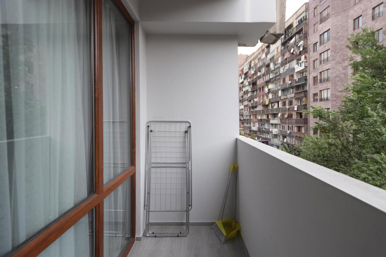Stay Inn Apartments On Amiryan 15 يريفان المظهر الخارجي الصورة
