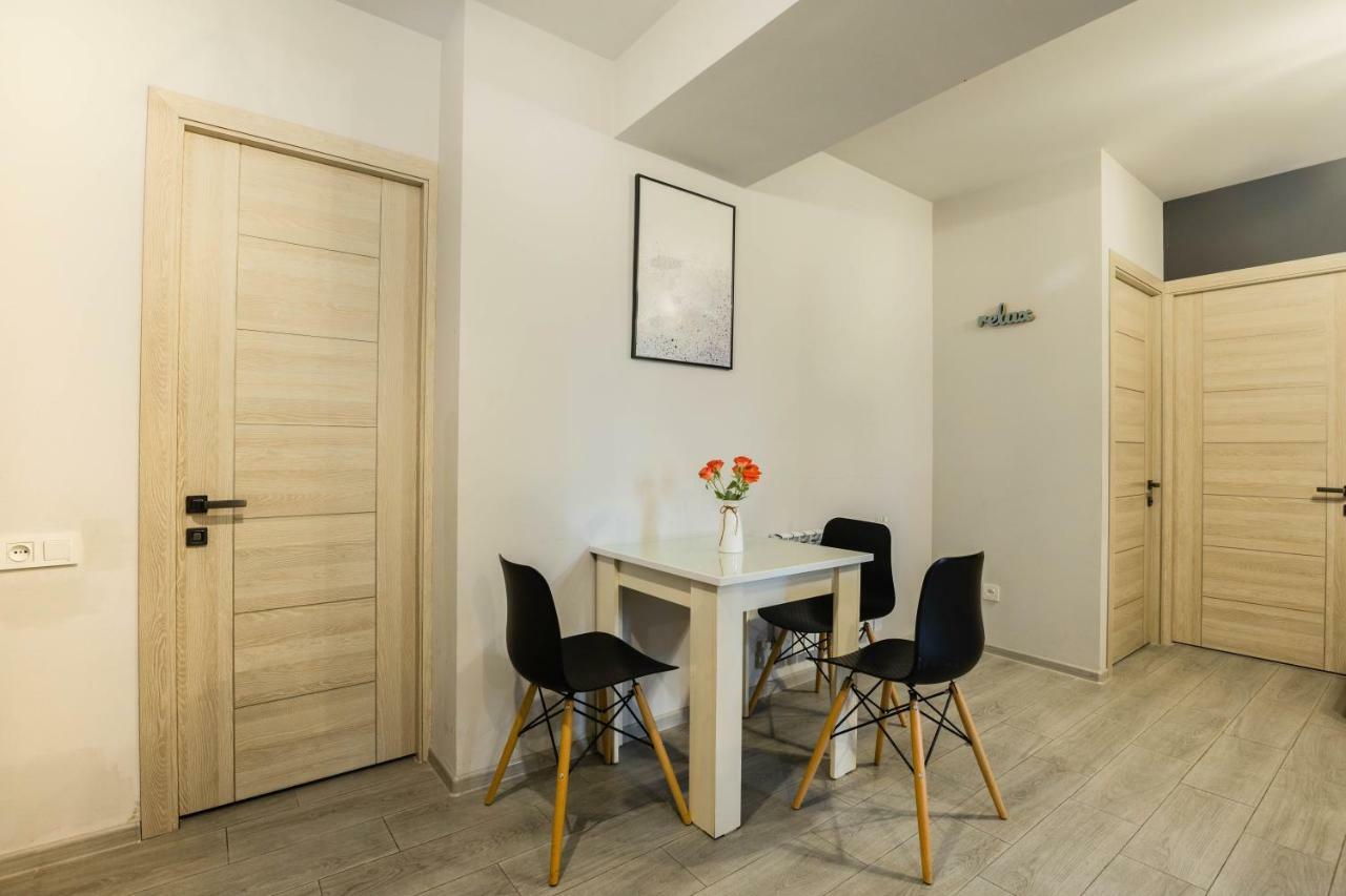 Stay Inn Apartments On Amiryan 15 يريفان المظهر الخارجي الصورة