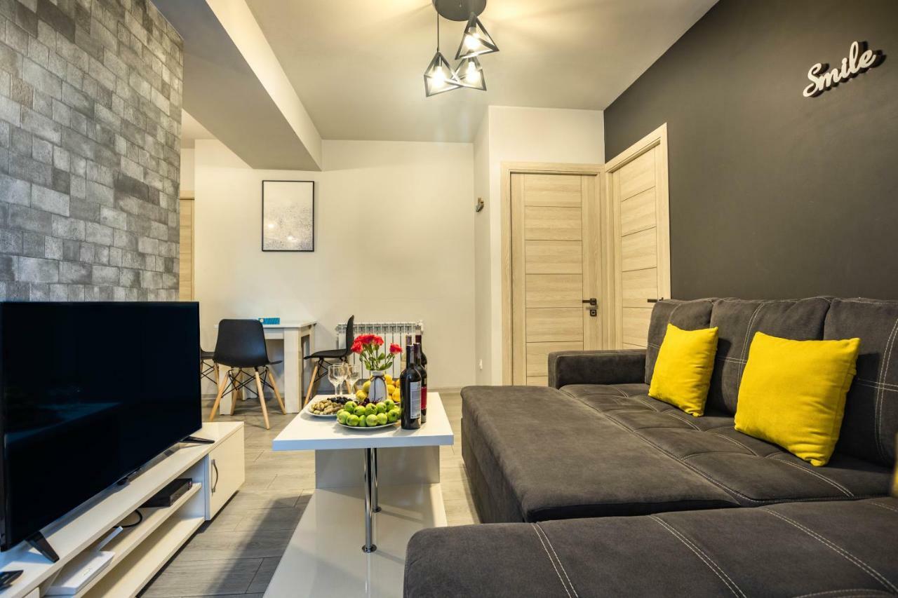 Stay Inn Apartments On Amiryan 15 يريفان المظهر الخارجي الصورة