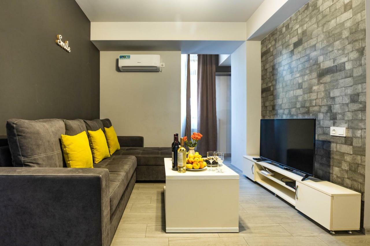 Stay Inn Apartments On Amiryan 15 يريفان المظهر الخارجي الصورة