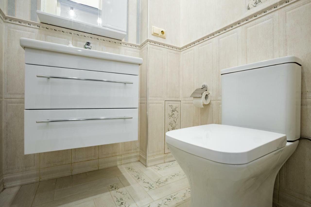 Stay Inn Apartments On Amiryan 15 يريفان المظهر الخارجي الصورة