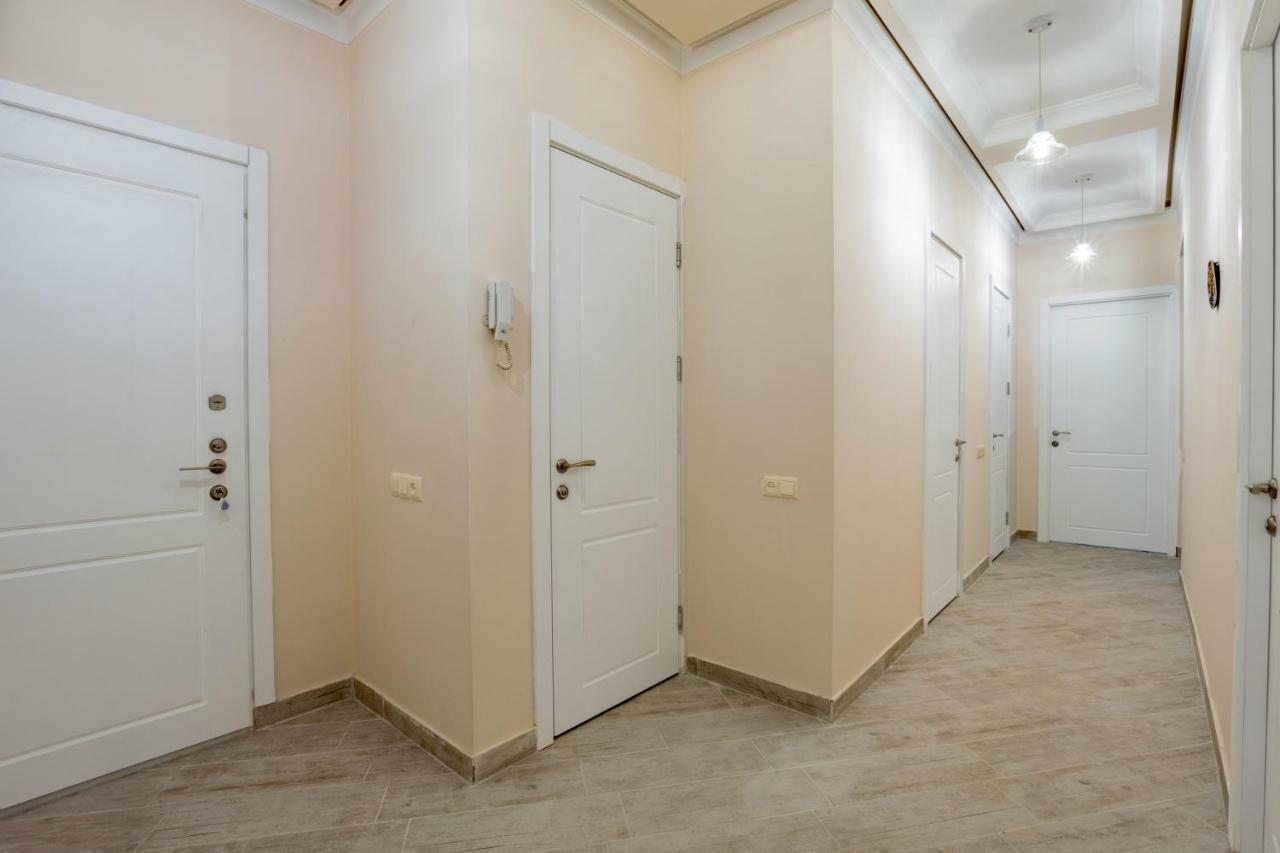 Stay Inn Apartments On Amiryan 15 يريفان المظهر الخارجي الصورة
